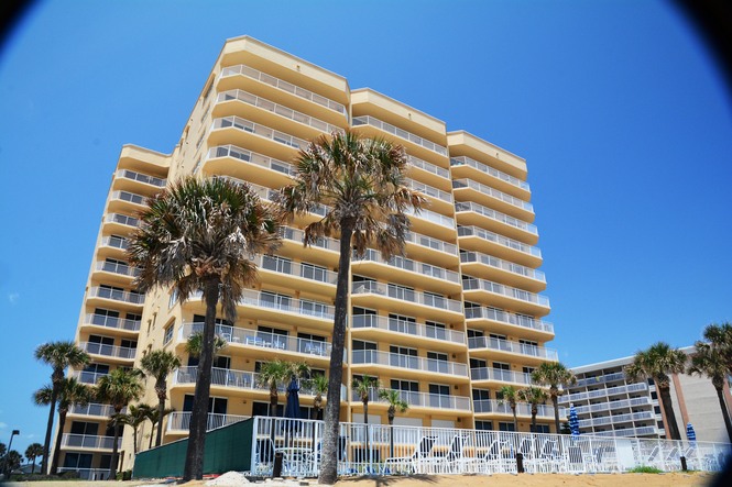 Building on Beachside